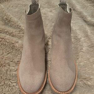 Dolce Vita Huey H2O Boots in Dune